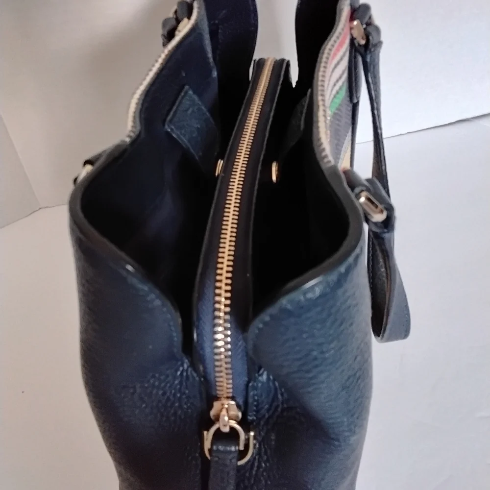 Kate Spade New York Jackson Boardwalk Striped Women's Tote Bag - Picture 5 of 7